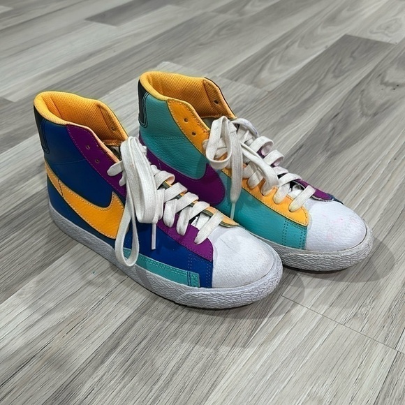 Nike Blazer Mid GS Aurora Purple Yellow Kid’s Size 4Y Multicolor - Picture 1 of 9
